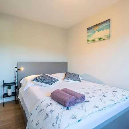 Erika By Guide ヴィラ *