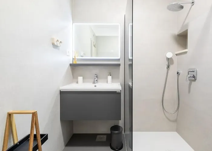 Erika By Guide * Vela Luka